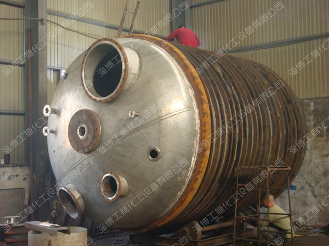 搪玻璃反應(yīng)釜